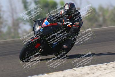 media/Sep-20-2025-TrackDaz (Sat) [[27f0cde673]]/A Group/11am (Turn 2)/